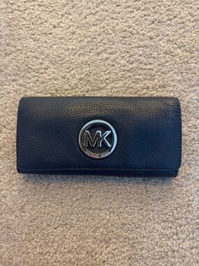 Michael Kors Navy Pebbled Leather MK Logo Continental Wallet